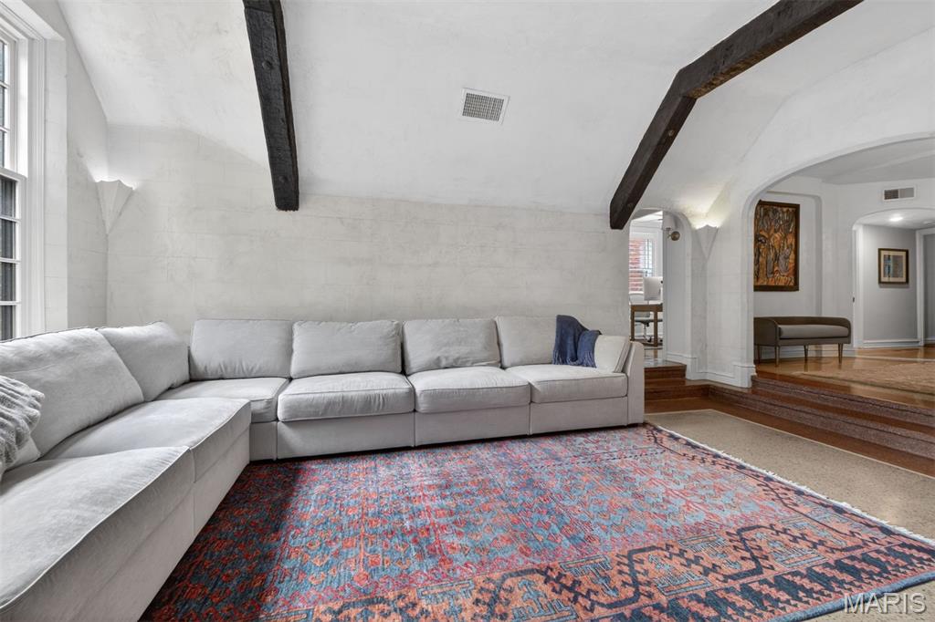 731 Westwood Drive Unit: 1S