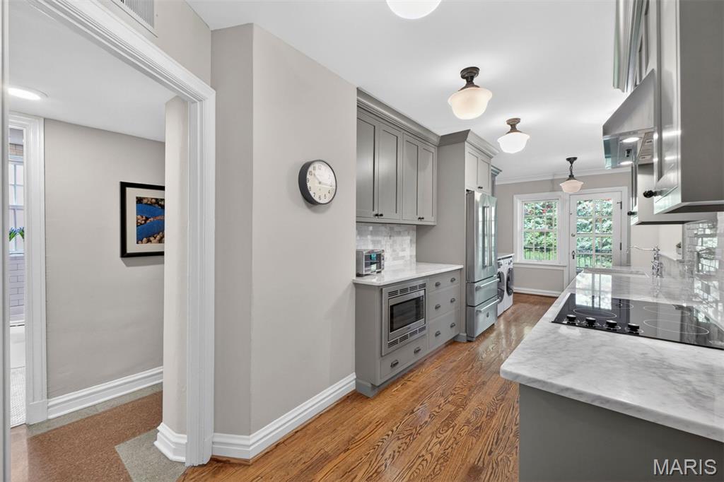 731 Westwood Drive Unit: 1S