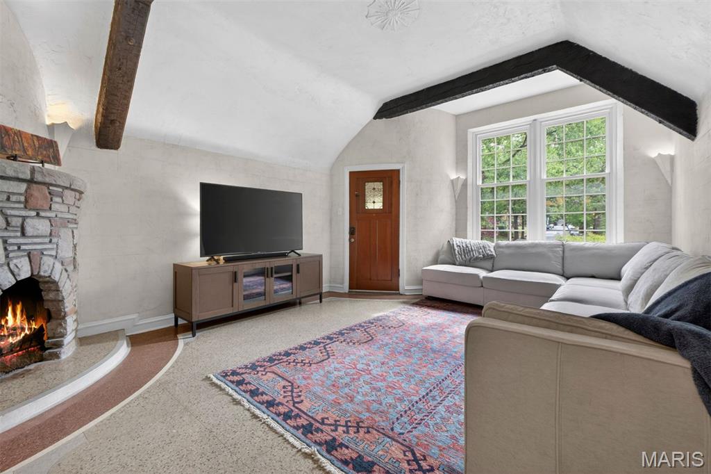 731 Westwood Drive Unit: 1S