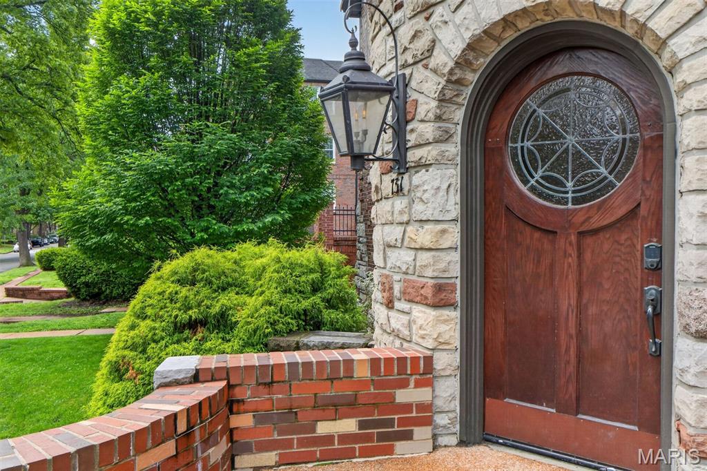 731 Westwood Drive Unit: 1S