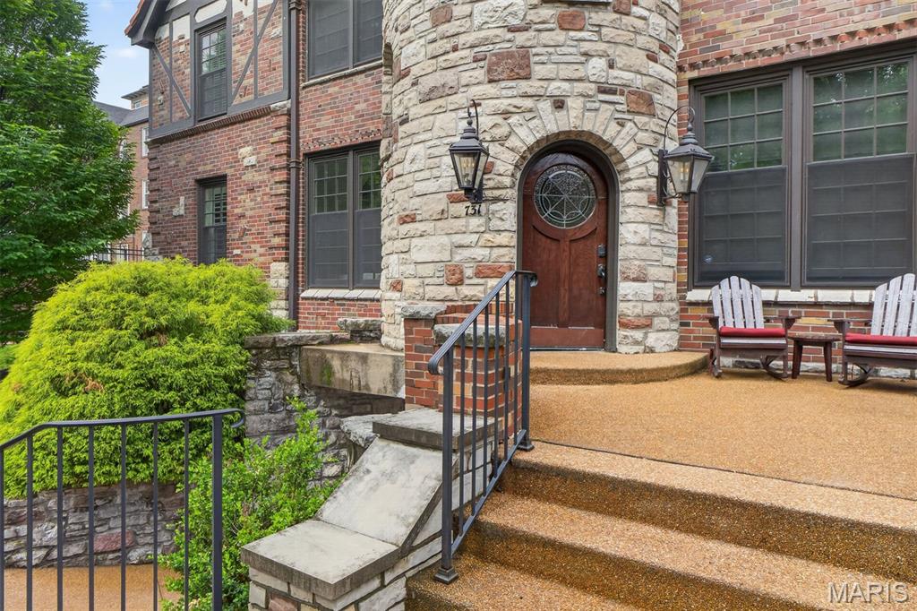 731 Westwood Drive Unit: 1S