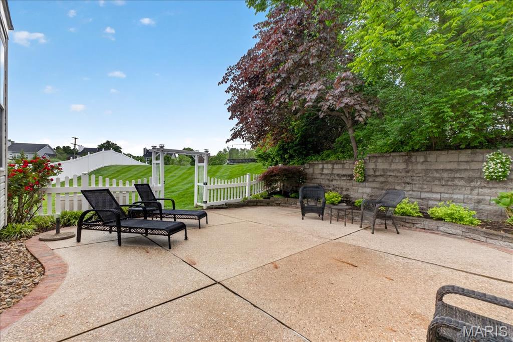 482 Pine Hollow Court