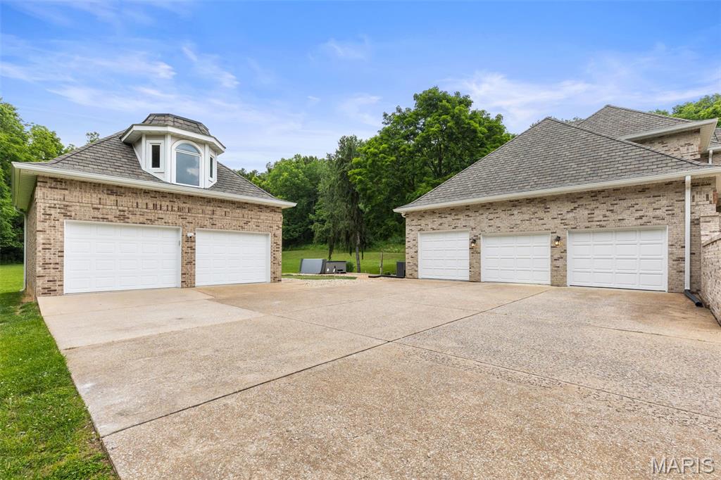 19348 Deer Pointe Estates Drive