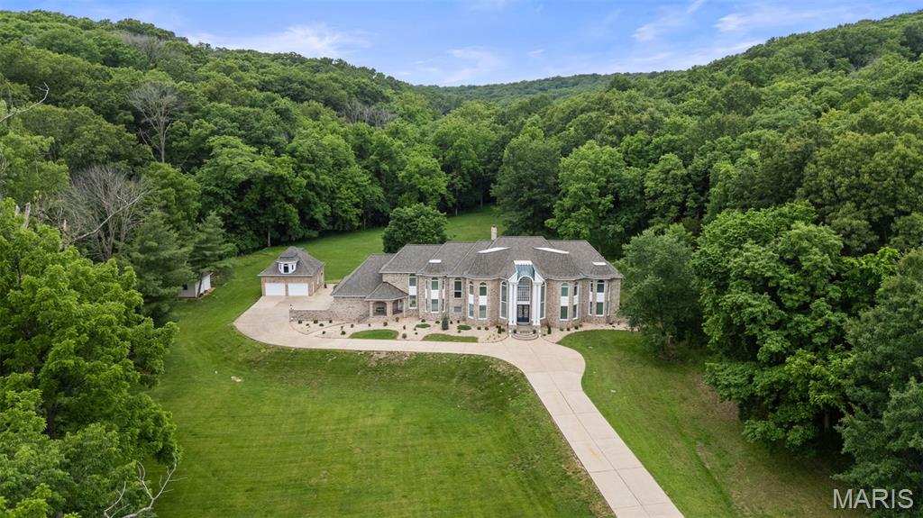 19348 Deer Pointe Estates Drive