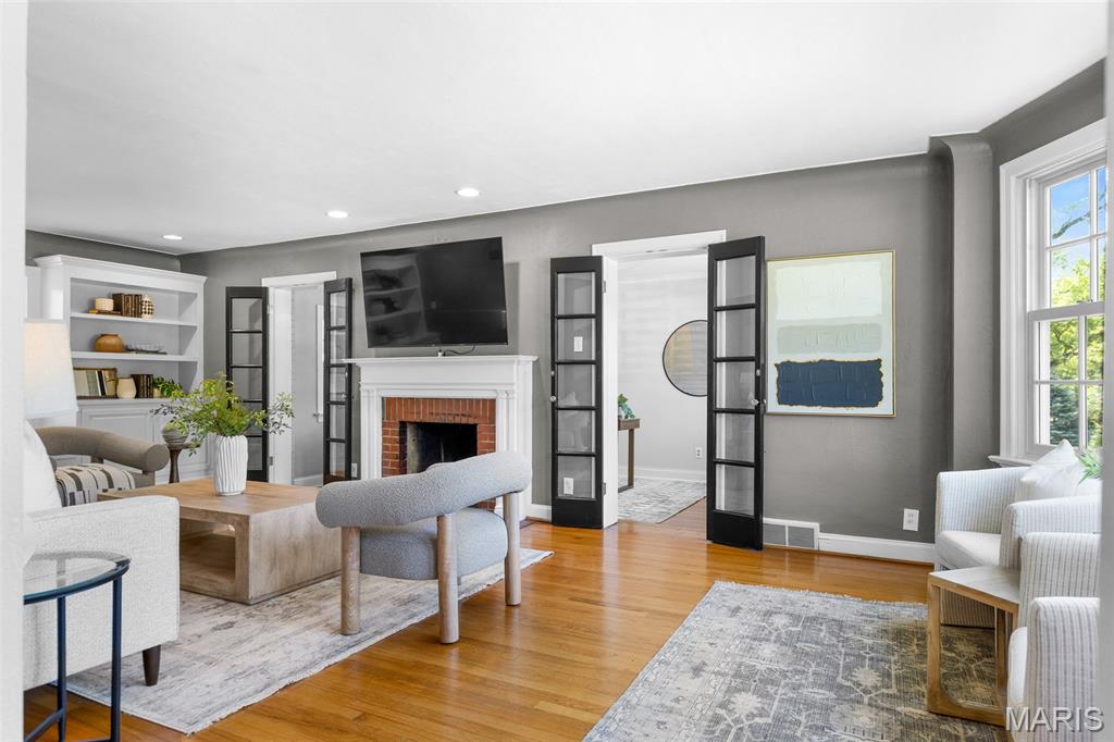 1604 Dearborn Drive