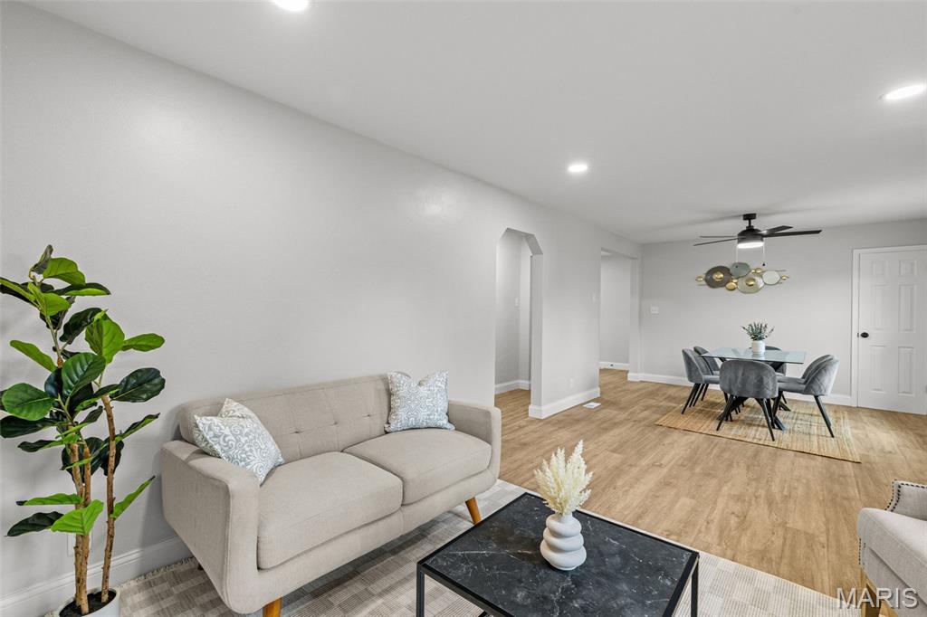 11304 De Runtz Avenue