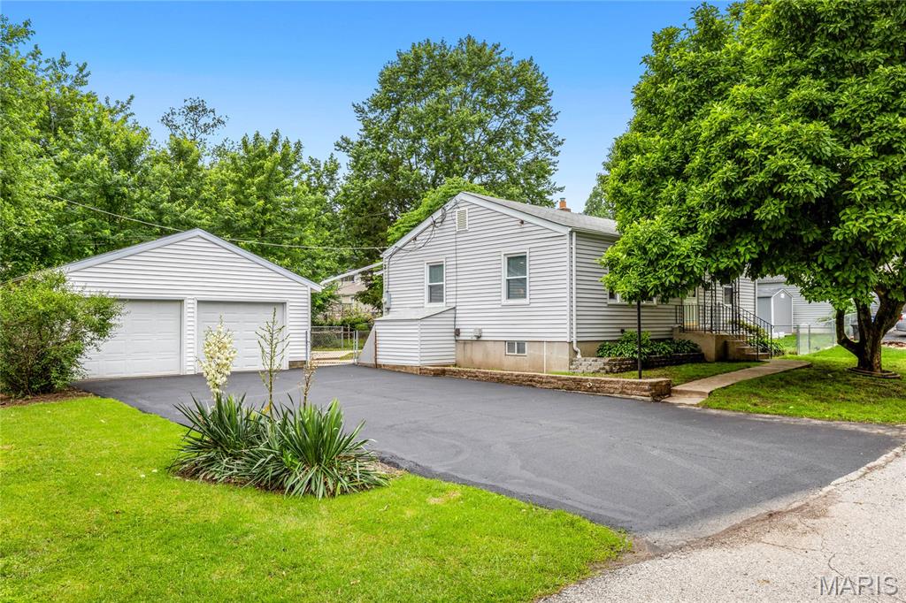 9844 Mecca Lane