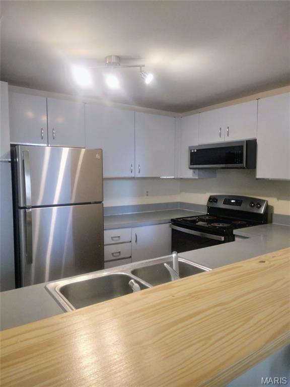 5316 Pershing Avenue Unit: 406