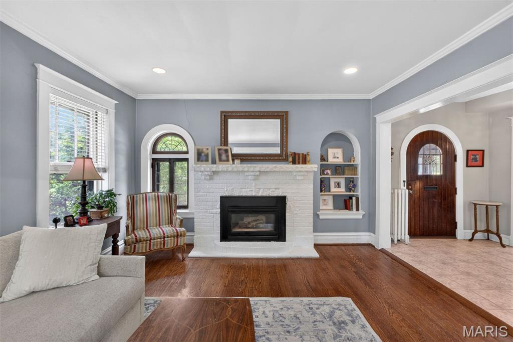 7037 Northmoor Drive