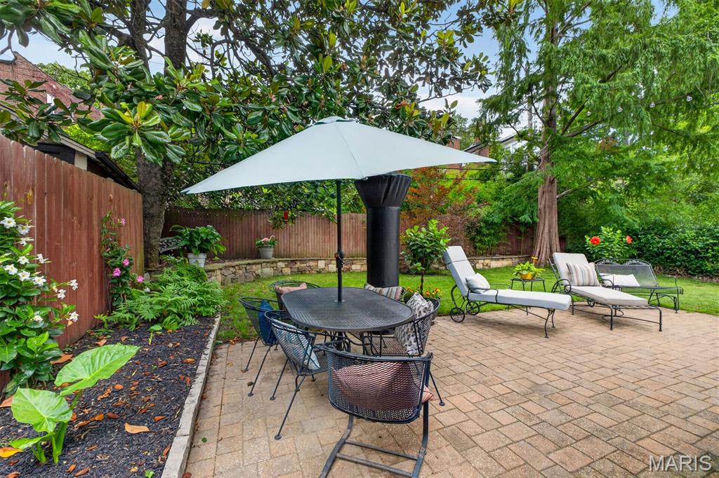 7037 Northmoor Drive