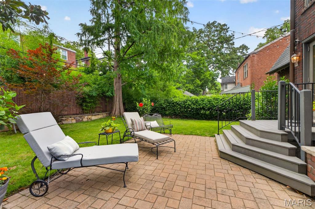 7037 Northmoor Drive