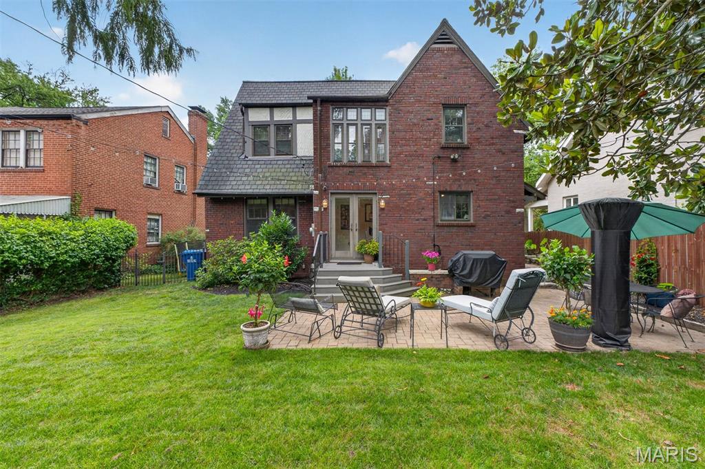 7037 Northmoor Drive