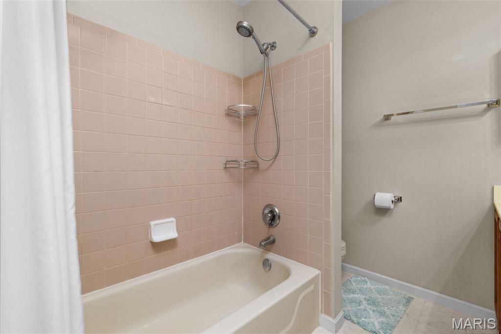 403 Arbor Glen Drive