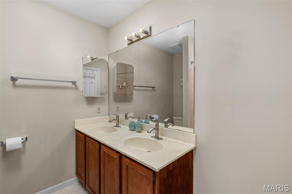 403 Arbor Glen Drive