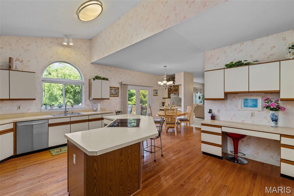 403 Arbor Glen Drive