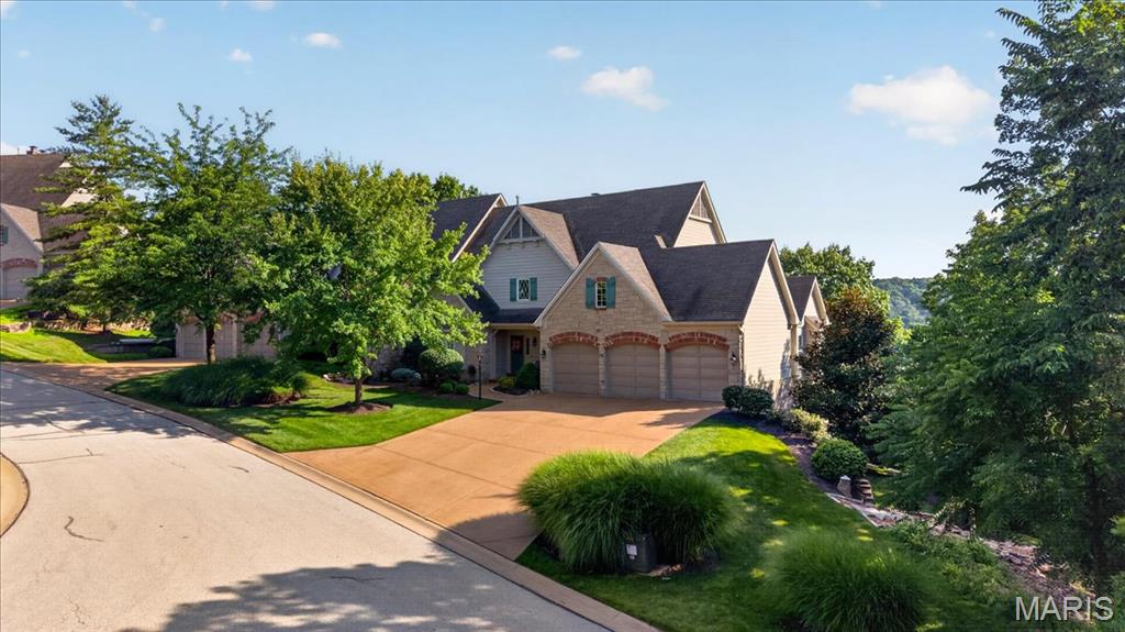 731 Bordeaux Circle