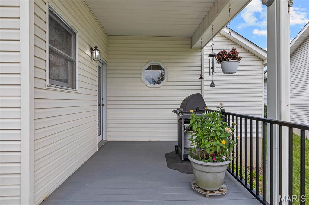 212 Harbour Pointe Drive