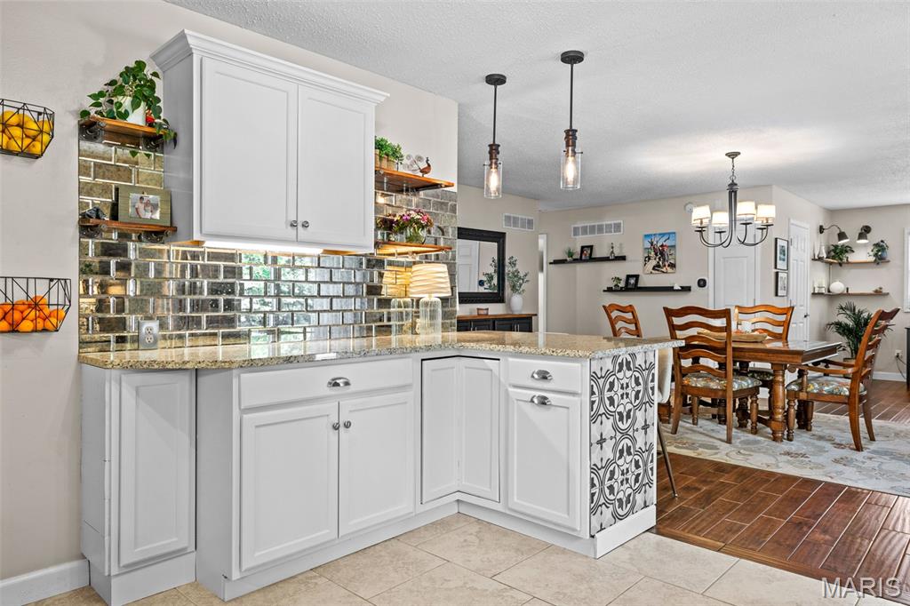 223 Shadyoak Drive