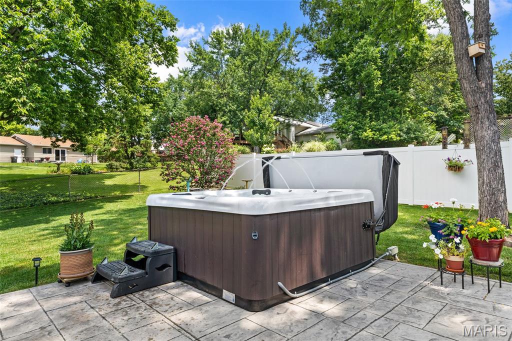 223 Shadyoak Drive