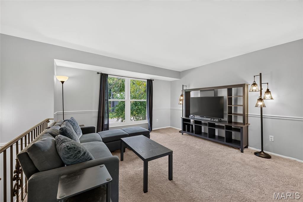 6 Golden Oak Court
