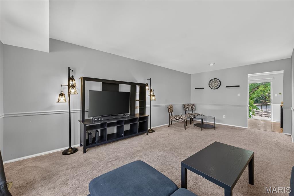 6 Golden Oak Court