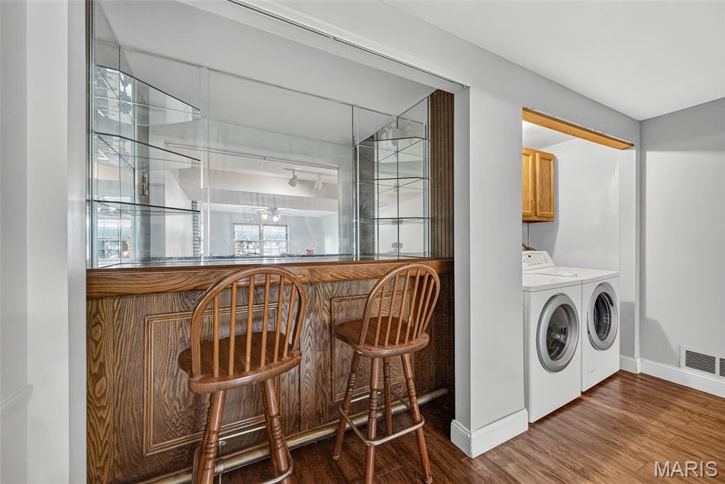 6 Golden Oak Court