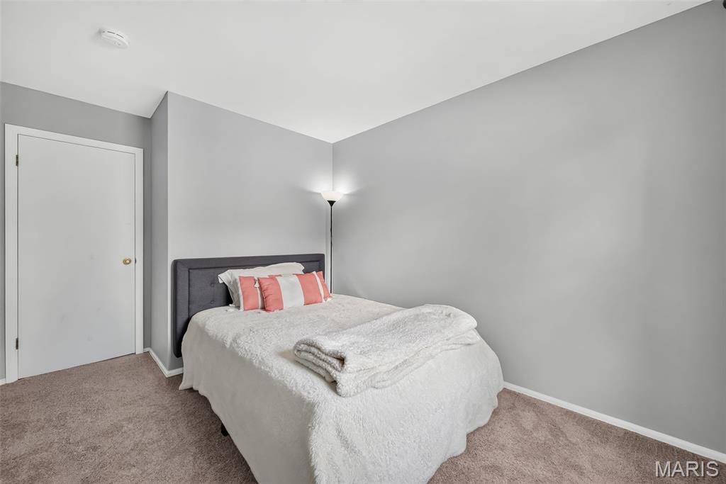 6 Golden Oak Court