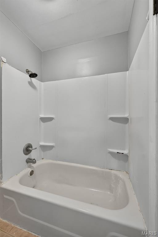 6 Golden Oak Court