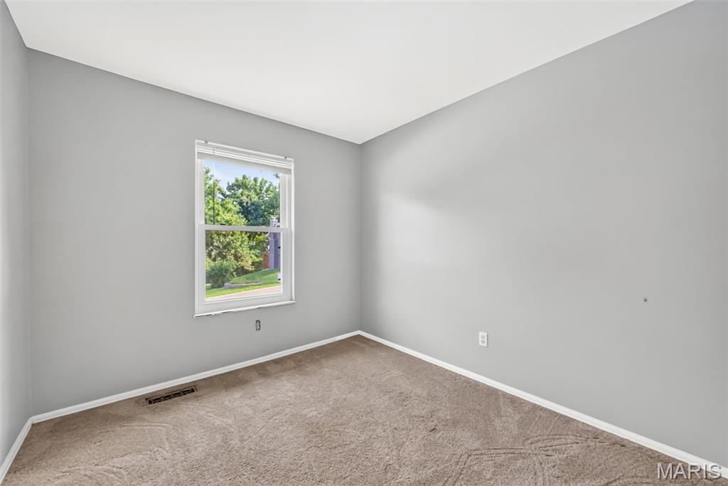 6 Golden Oak Court
