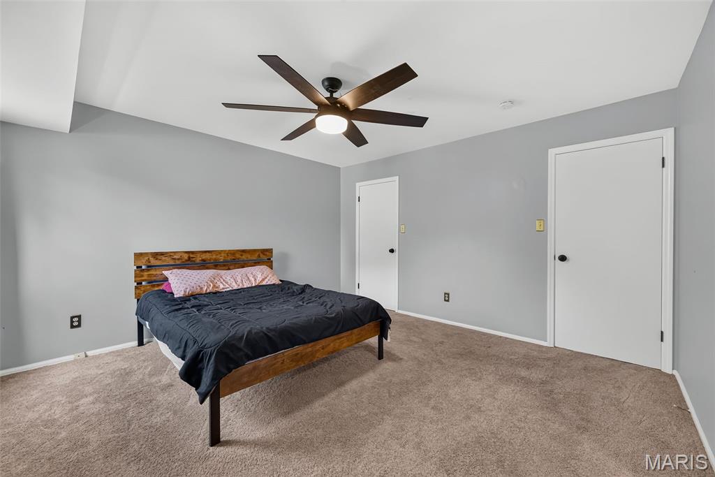 6 Golden Oak Court