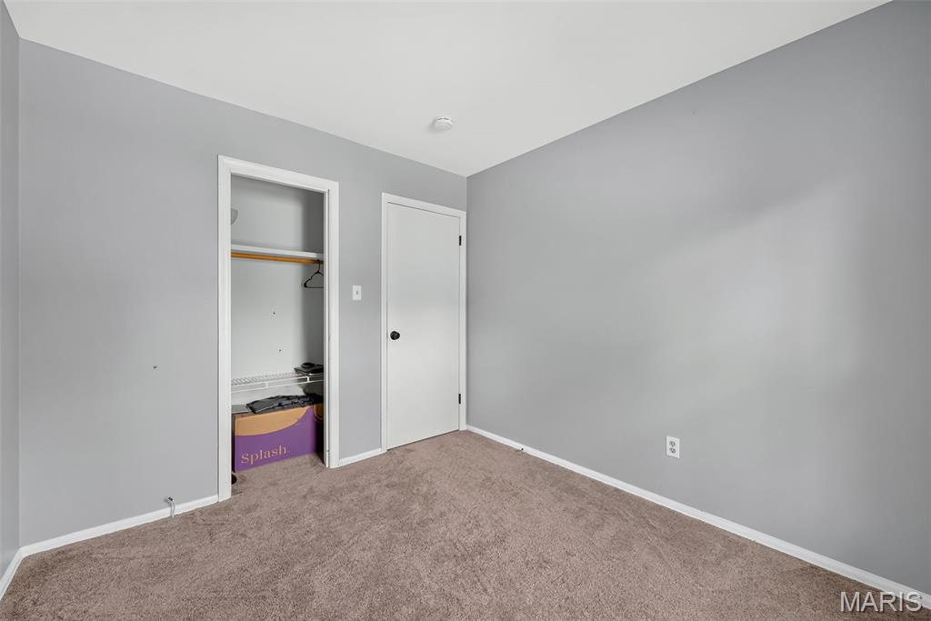 6 Golden Oak Court