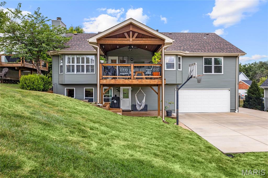 516 Oak Leaf Manor Court