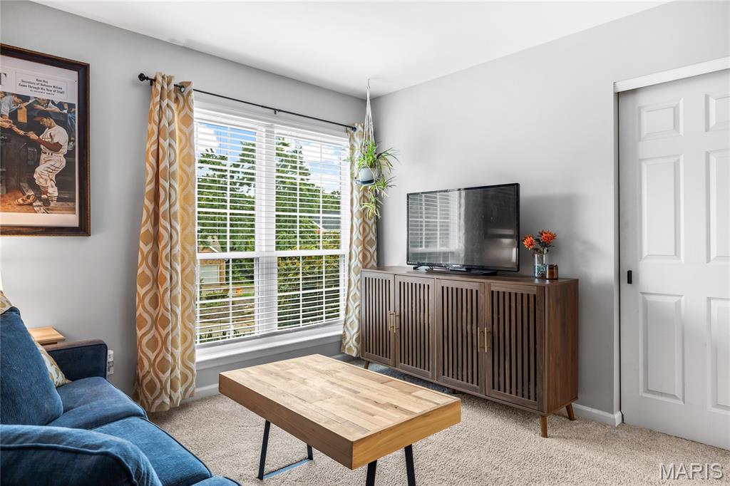 516 Oak Leaf Manor Court