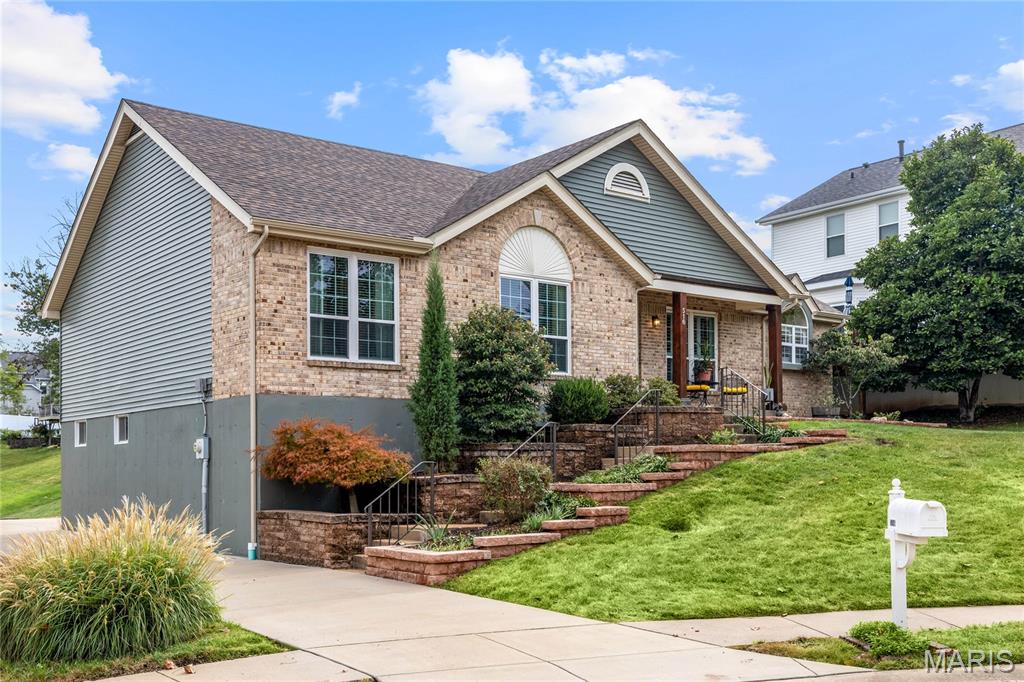 516 Oak Leaf Manor Court