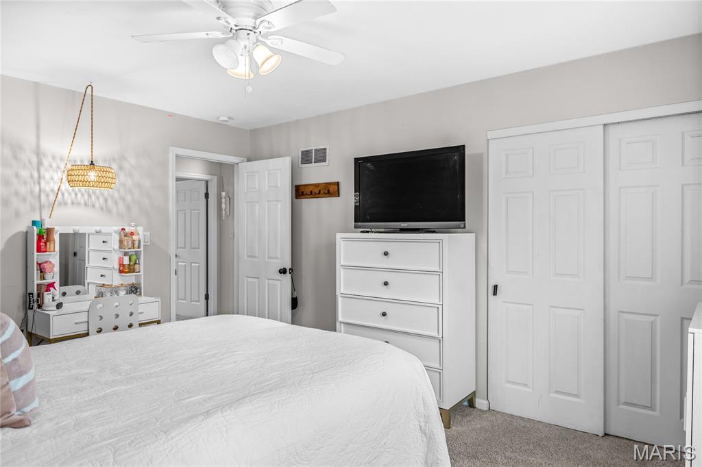 516 Oak Leaf Manor Court