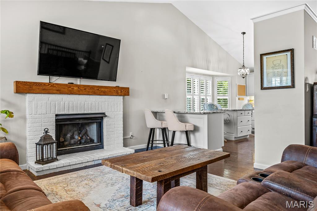 516 Oak Leaf Manor Court
