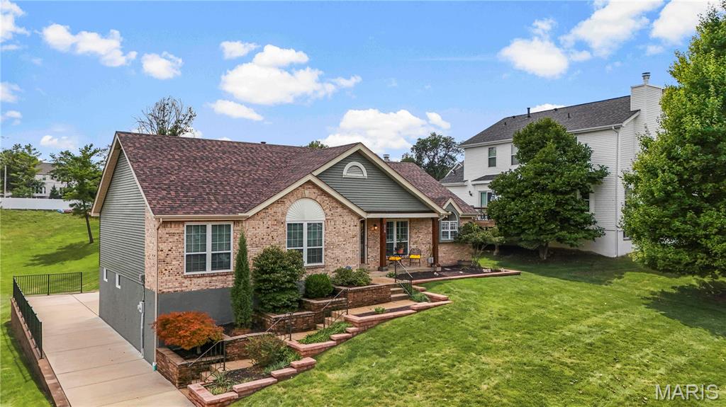 516 Oak Leaf Manor Court