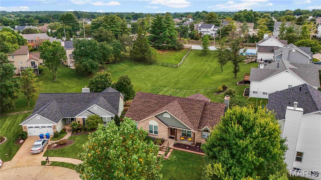 516 Oak Leaf Manor Court