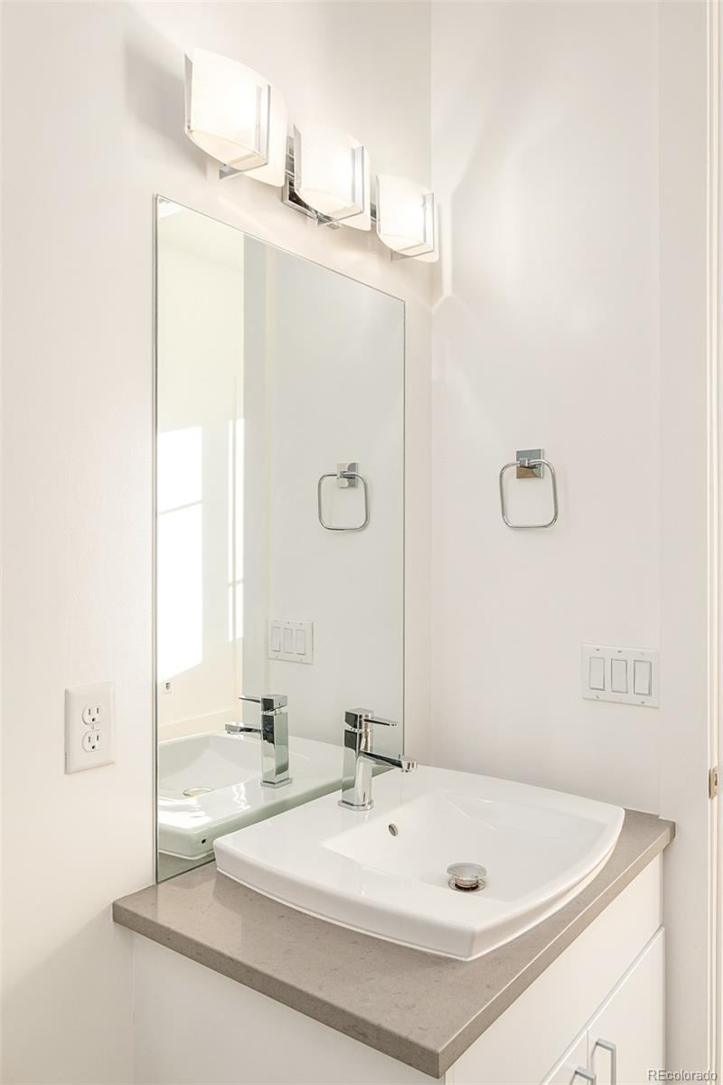 3444 Navajo Street Unit: 104