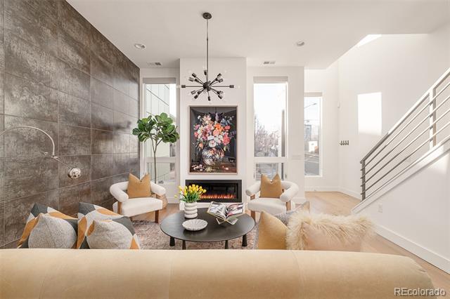 3444 Navajo Street Unit: 104