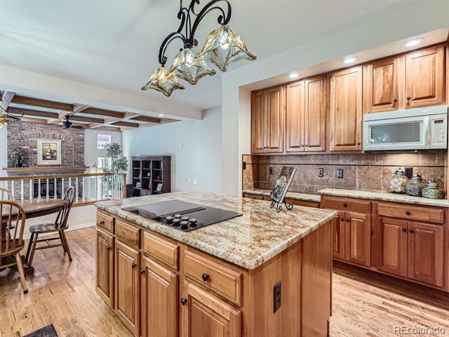 6577 S Waco Way