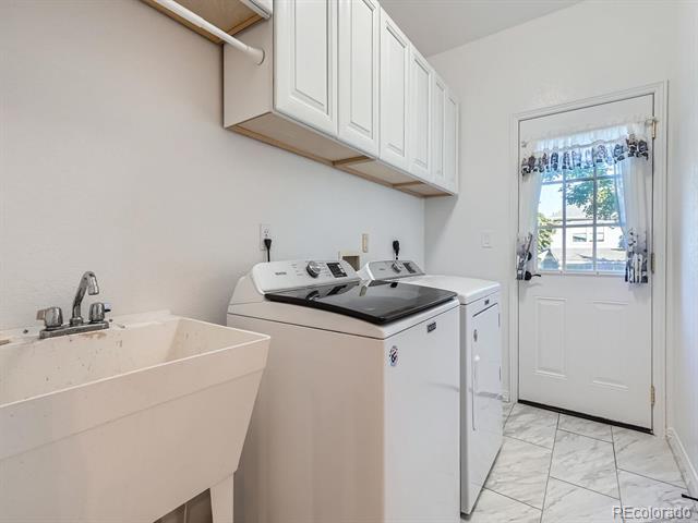 6577 S Waco Way