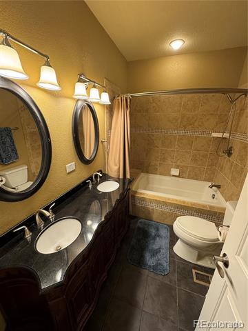 5650 W Quincy Avenue Unit: 21