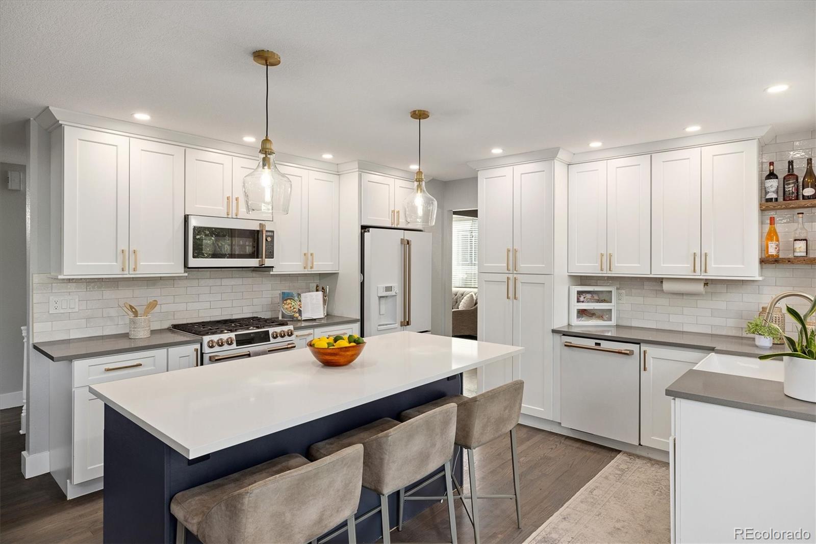6863 Swadley Court