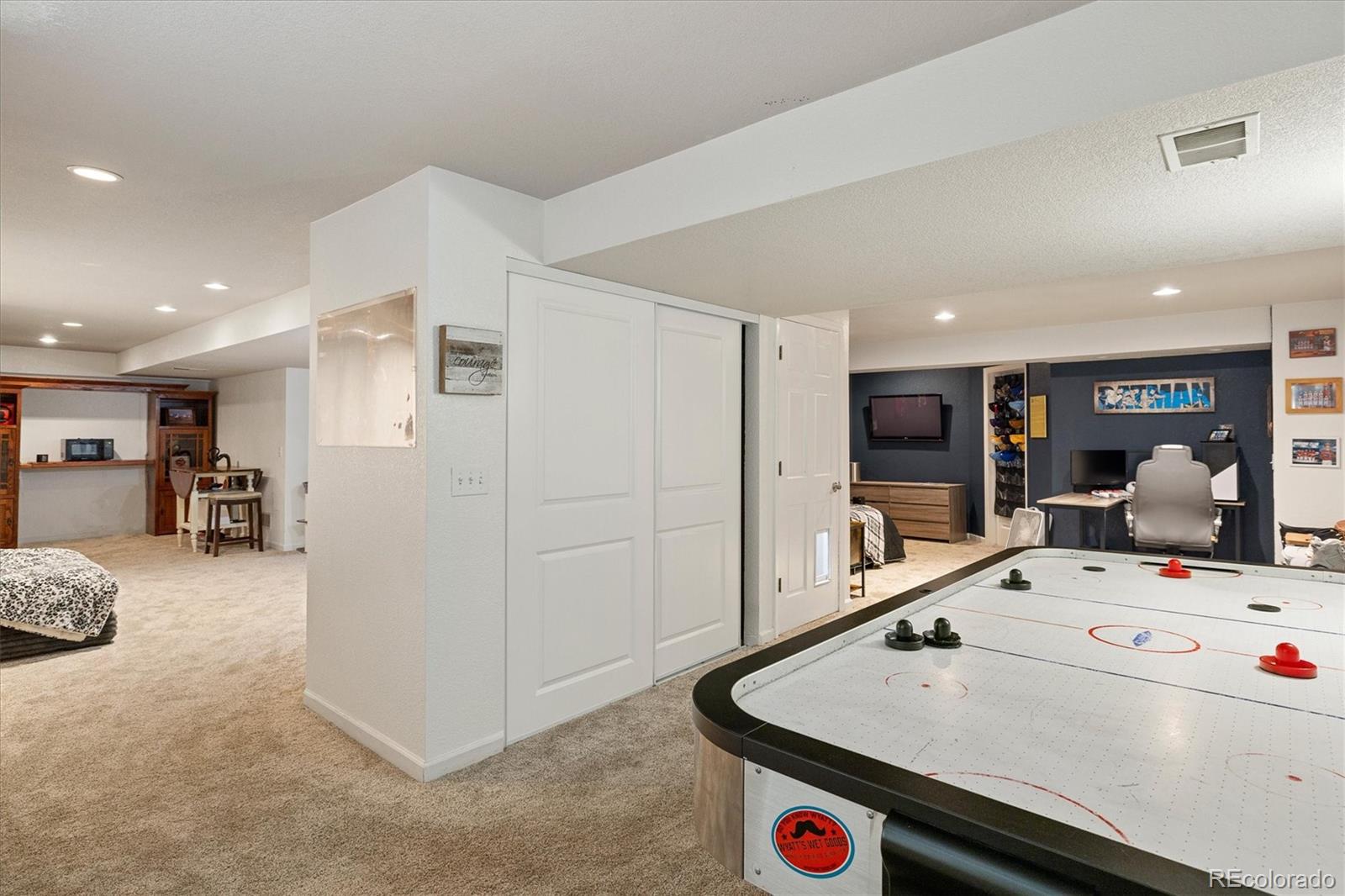 6863 Swadley Court