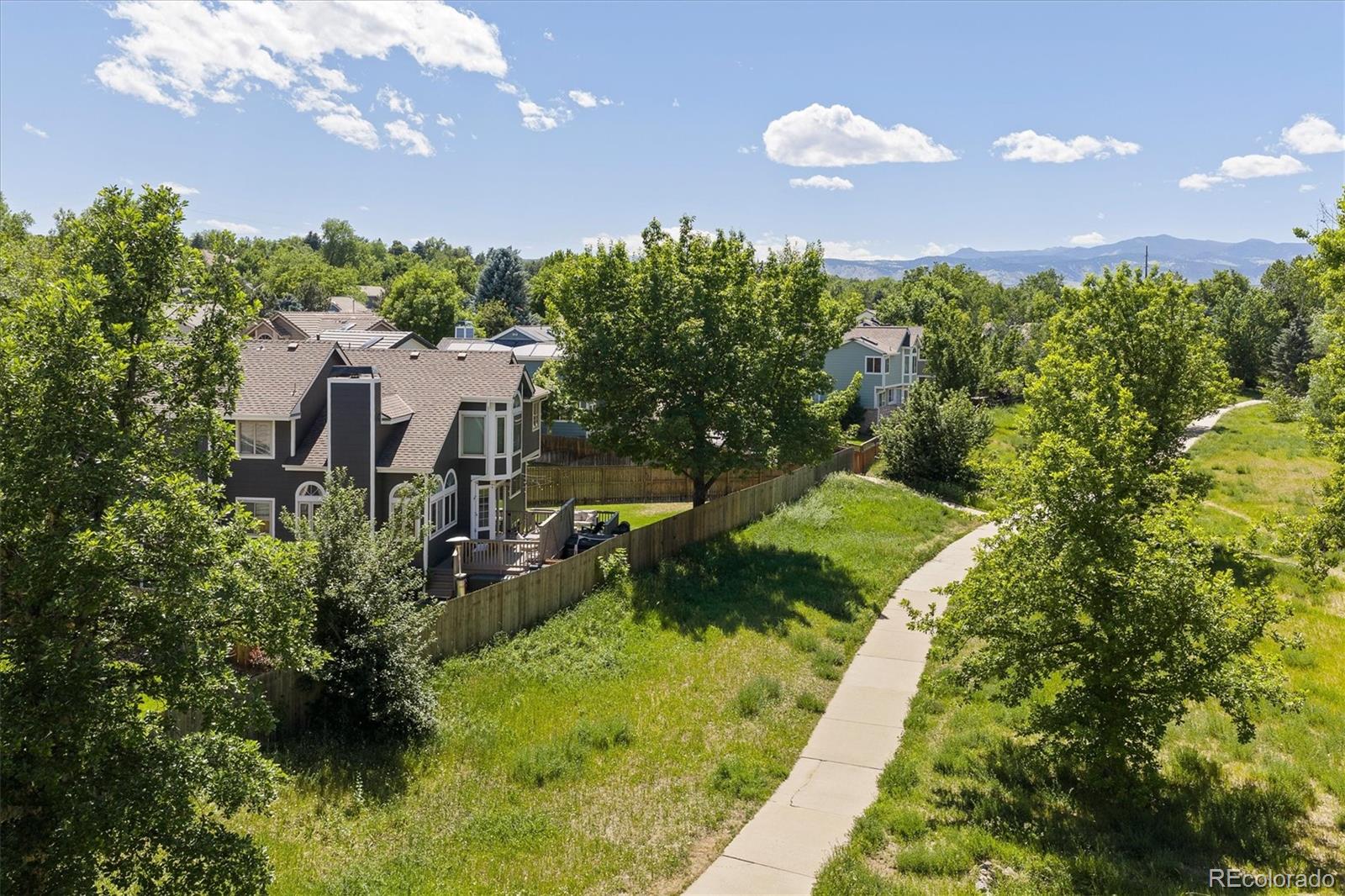 6863 Swadley Court