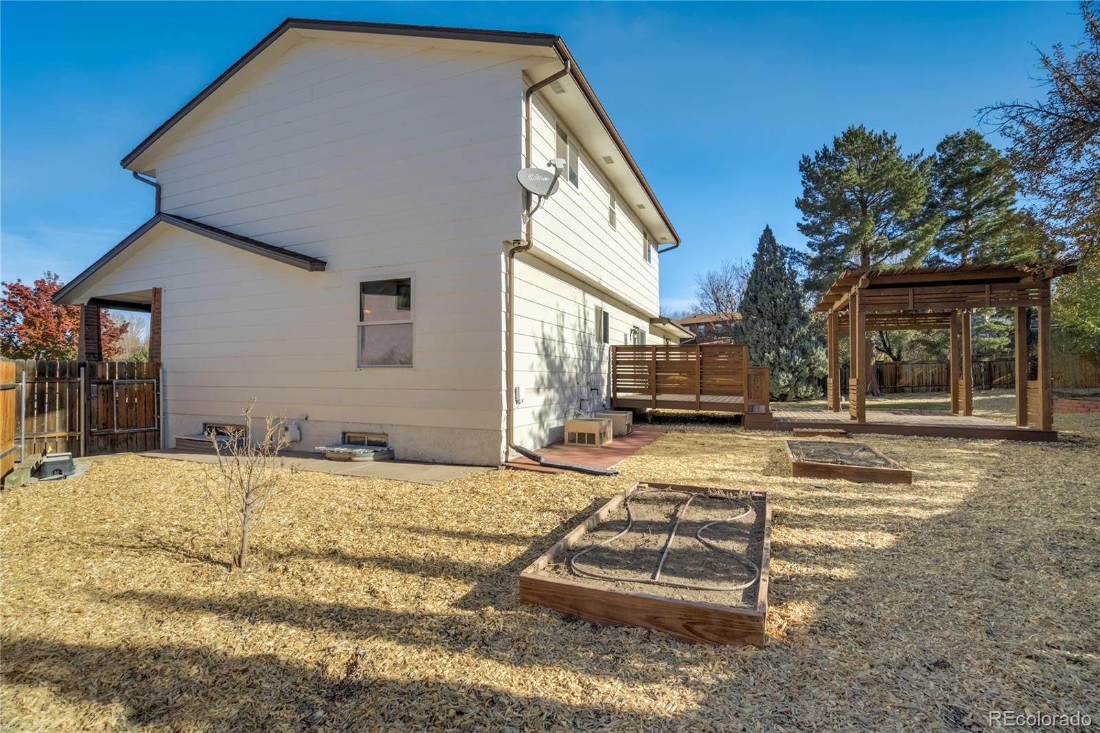 6 Strawflower Court