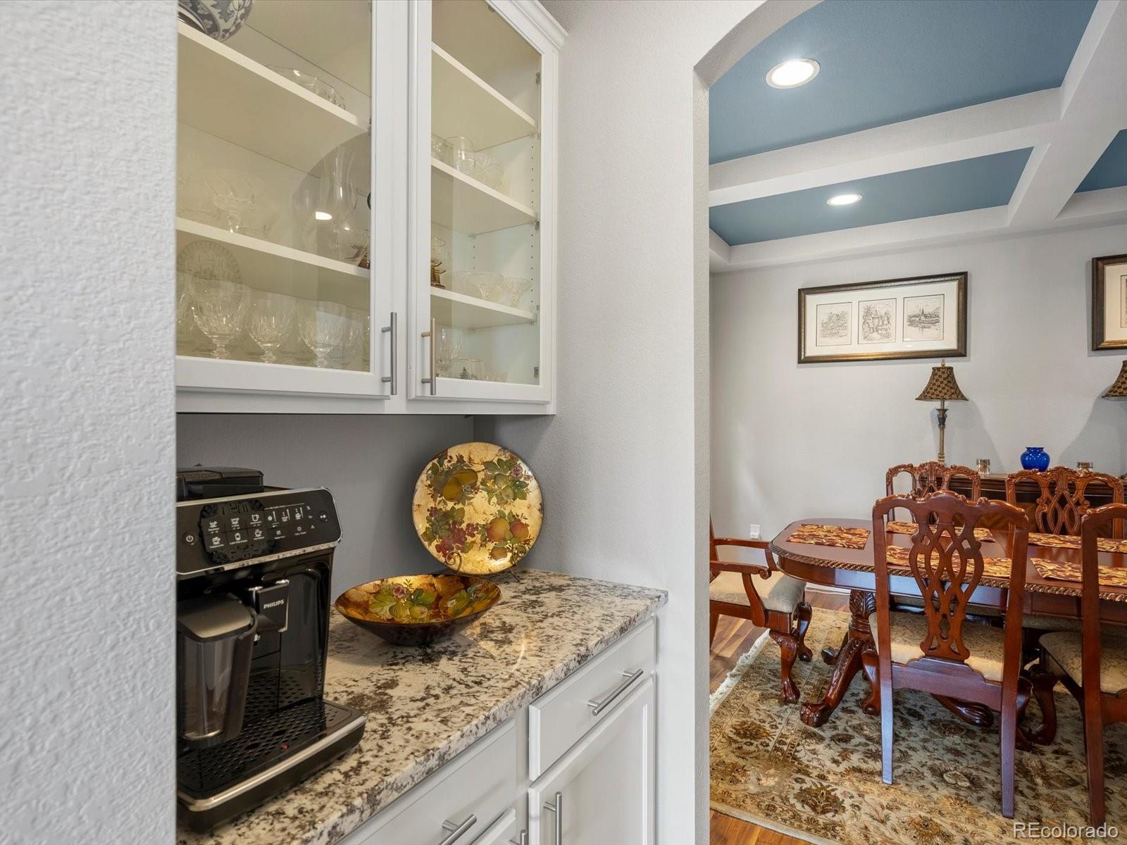 15264 W La Salle Avenue