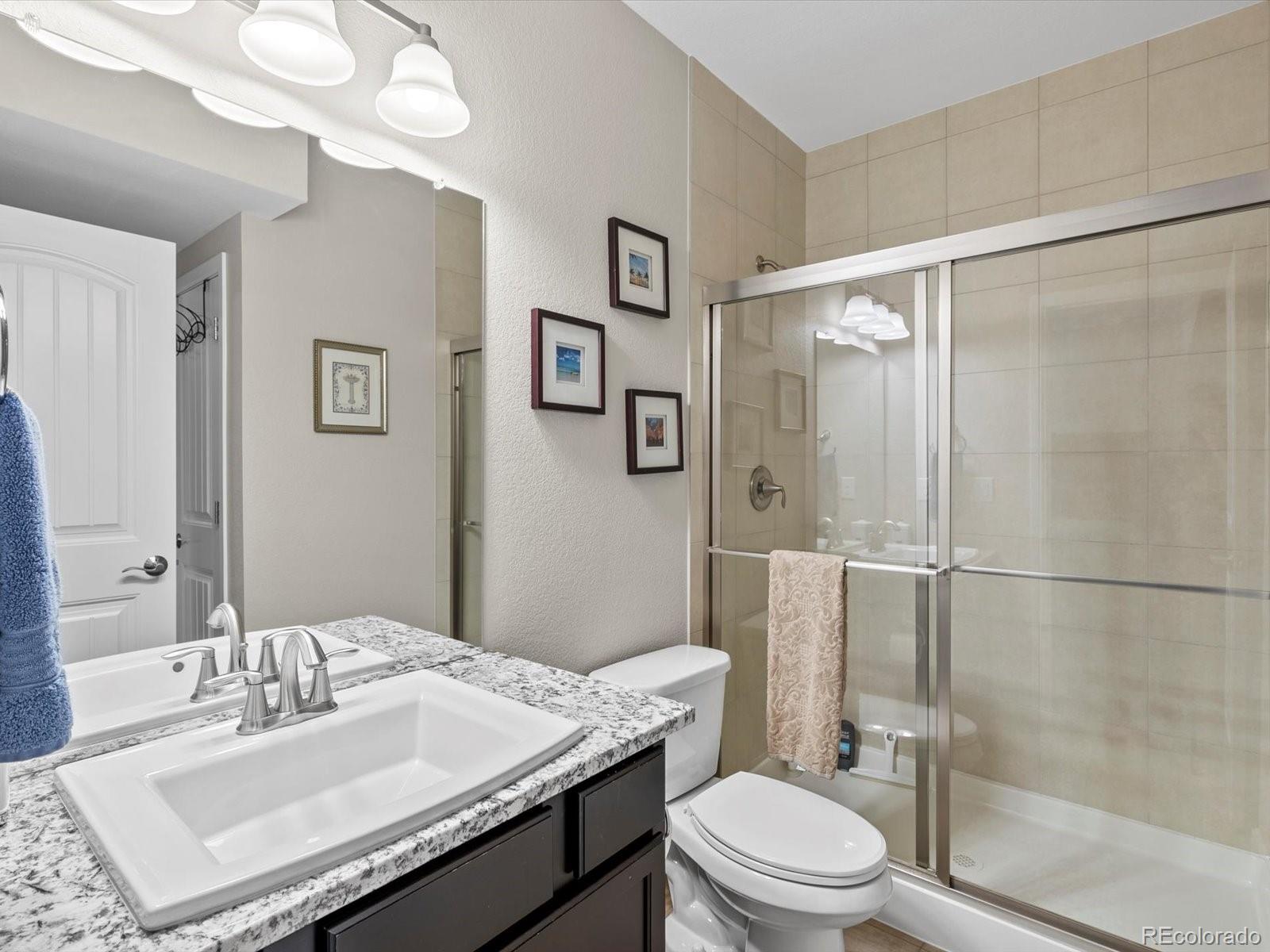 15264 W La Salle Avenue