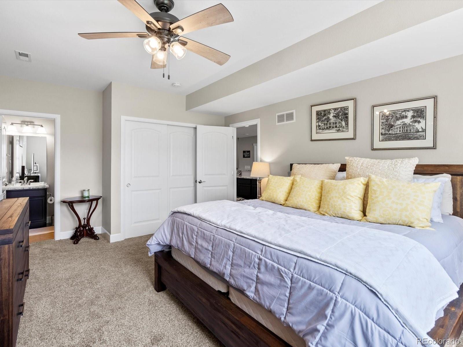 15264 W La Salle Avenue